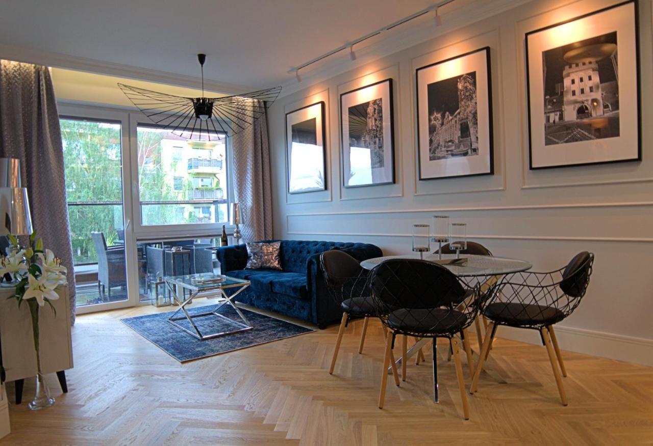 Blue Velvet Premium Apartments III ทอรูน ภายนอก รูปภาพ